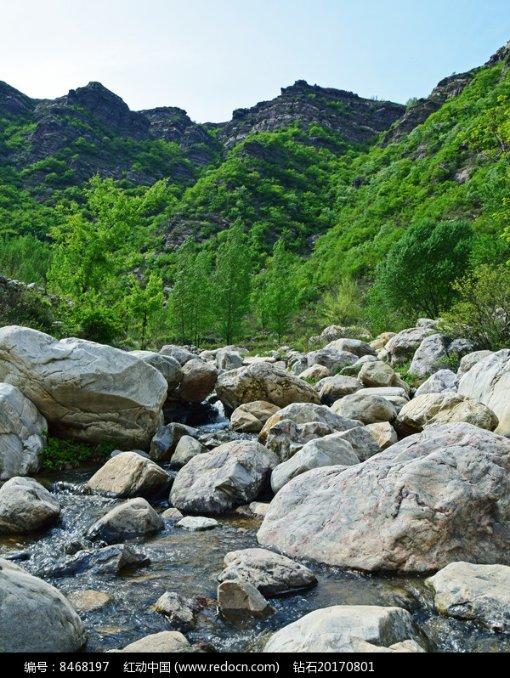 苹果7为什么打电话时的盲音不同？